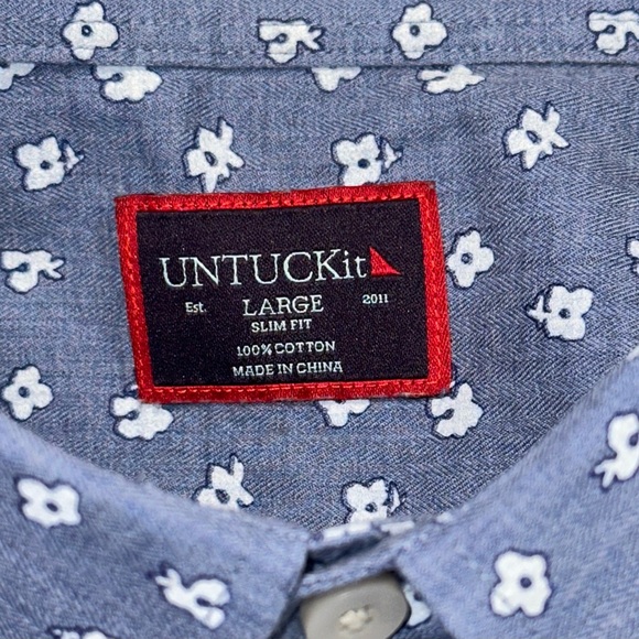 šUNTUCKit Menās Slim Fit Button Down Shortsleeved Shirt - Size Large SLIM FIT - Picture 12 of 14